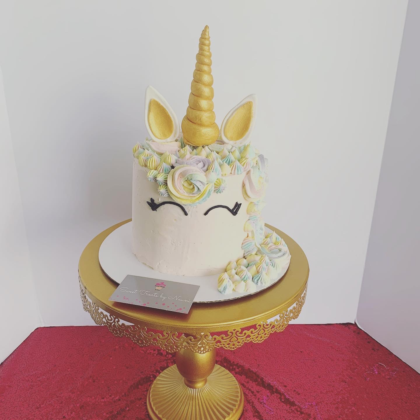 6in Three Layer Round Cake