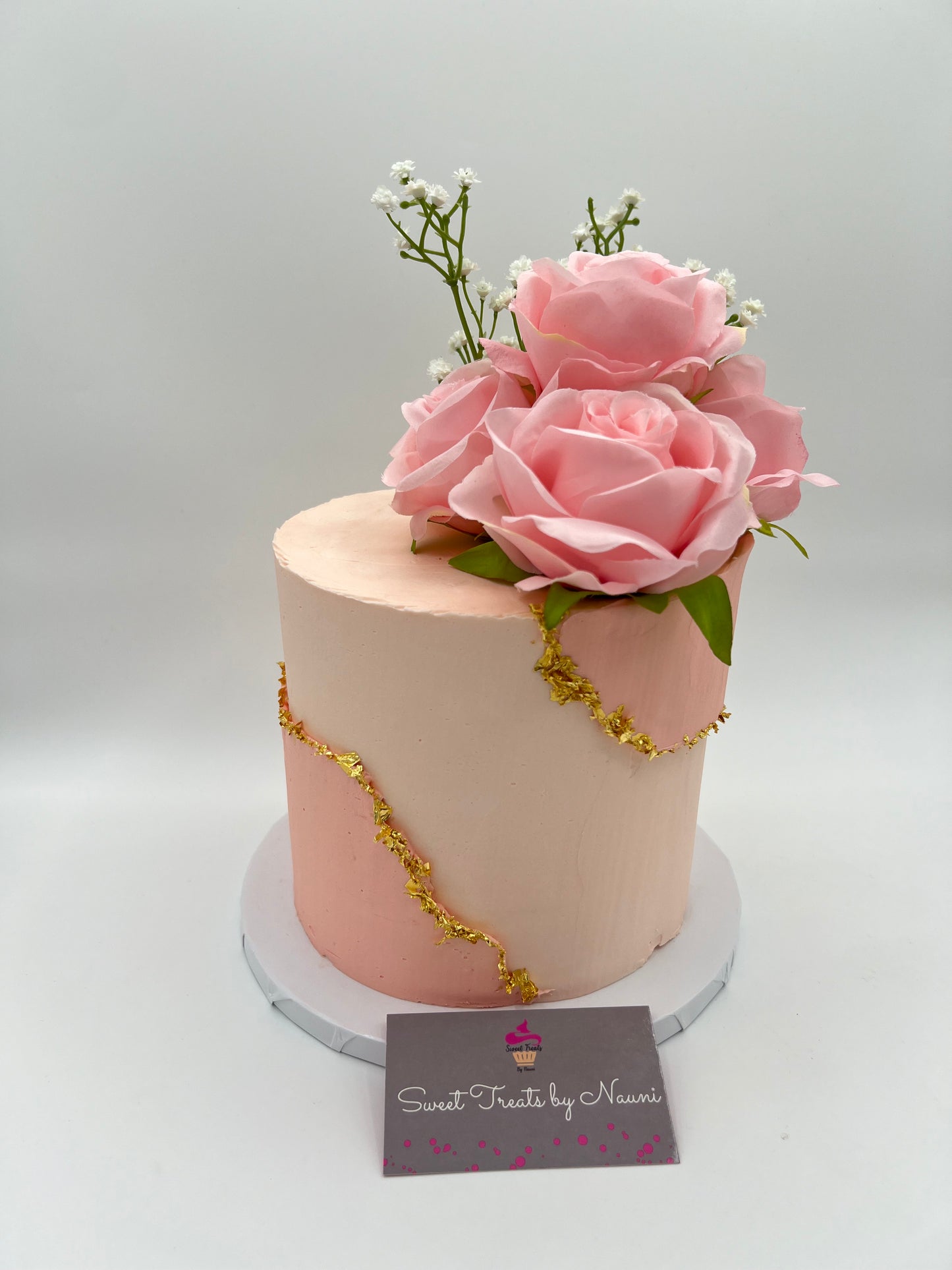 6in Three Layer Round Cake