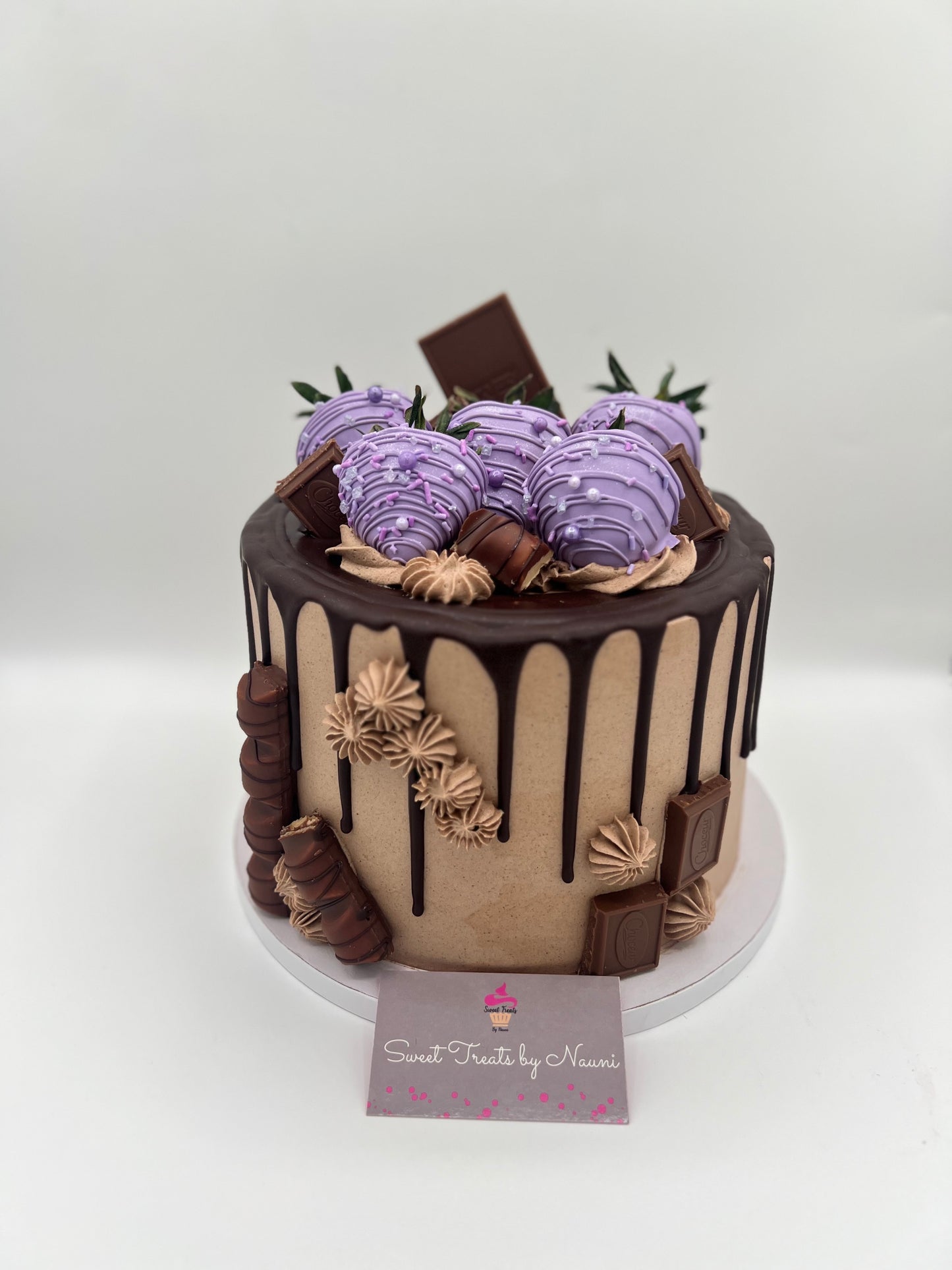 8in Three Layer Round Cake