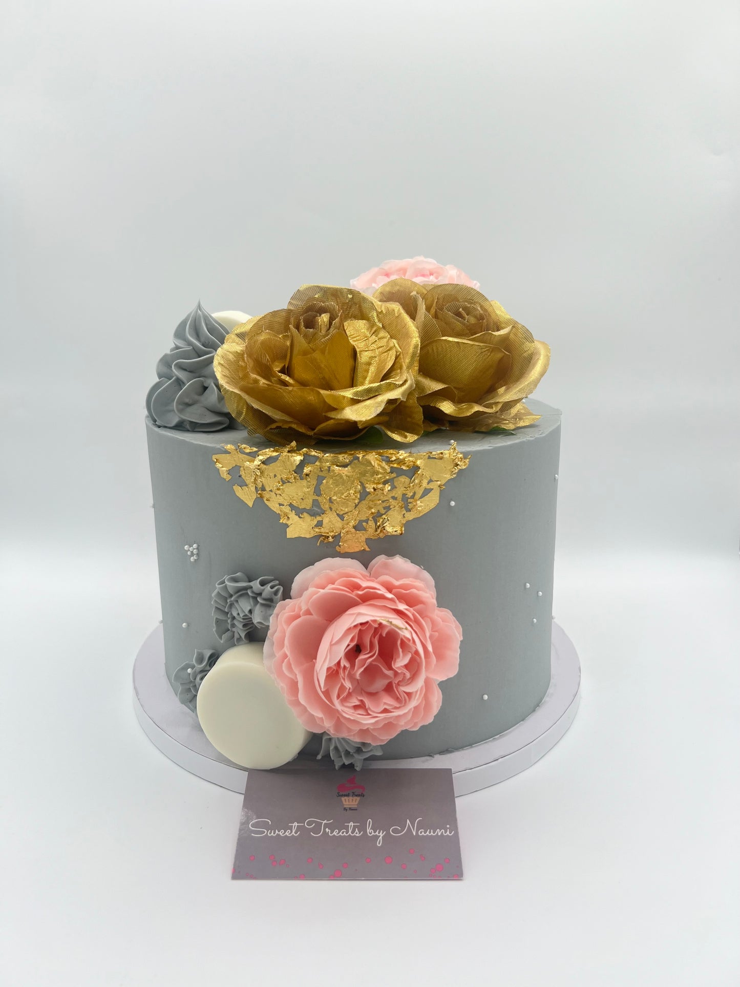 8in Three Layer Round Cake